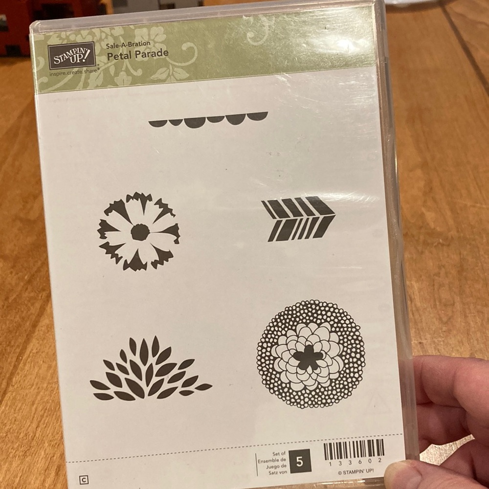 Stampin’Up! PETAL PARADE Stamp Set for Clear Blocks - Picture 1 of 3